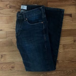 Dark Wash 29x30 Slim Lee Dungarees Jeans.